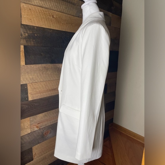 Pretty Little Things White Blazer Dress Gold Buttons, Size 8 - Picture 5 of 15